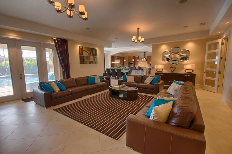 Lounge 1