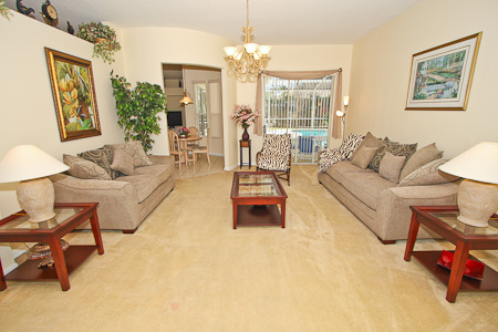Ridgewood Lakes - Luxury 4 Bedroom 3 Bath Florida Villa to Rent near Disney World - Sitting Area