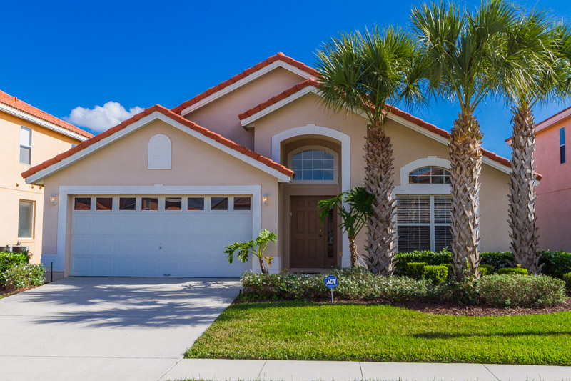 Solana Resort - 5 Bedroom 3 Bath Florida Vacation Villa only 15 mins from Disney World