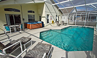 Tivoli Manor - Luxury 4 Bedroom 3 Bath Florida Villa 15 minutes from Disney World - Free use of the Hot Tub.