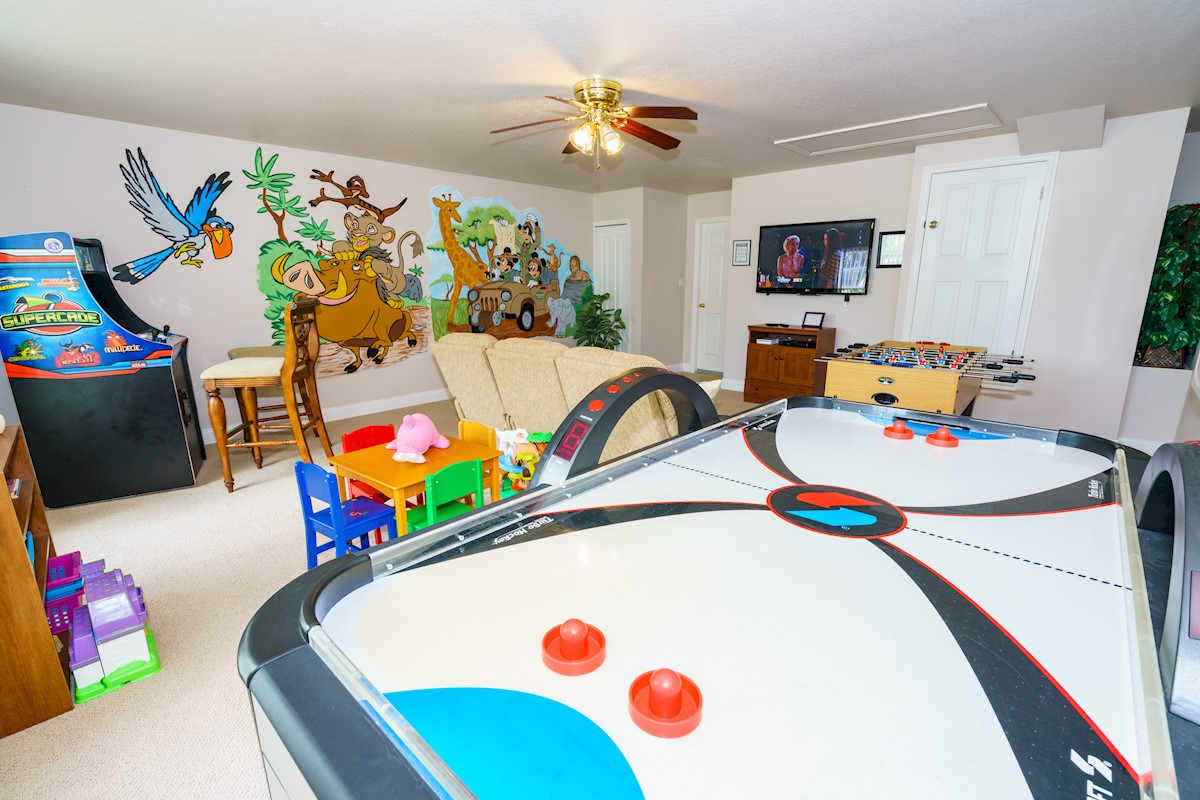 Formosa Gardens Villa Games Room with Air Hockey Table