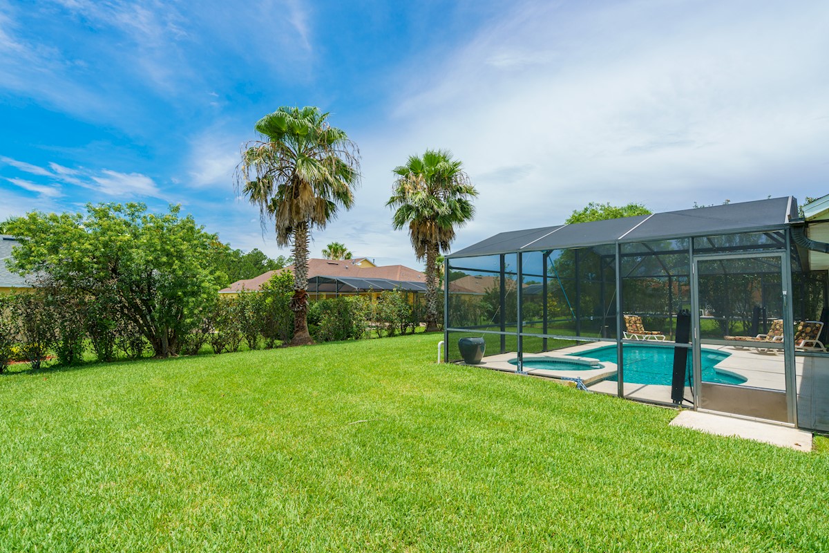 Tuscan Ridge Villa Rear Garden